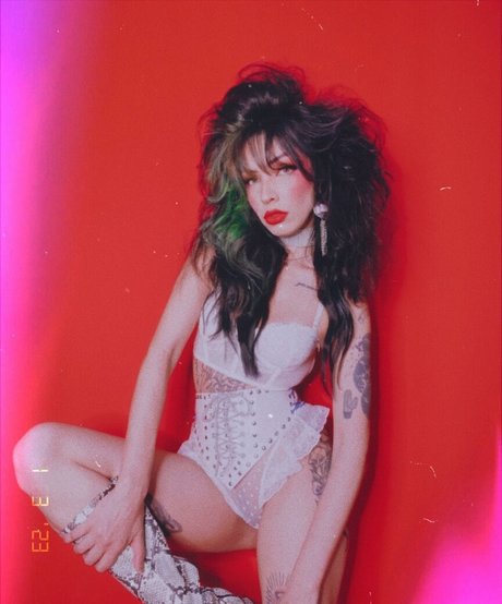 Naakte gelekte OnlyFans-foto van Angel Ferrari