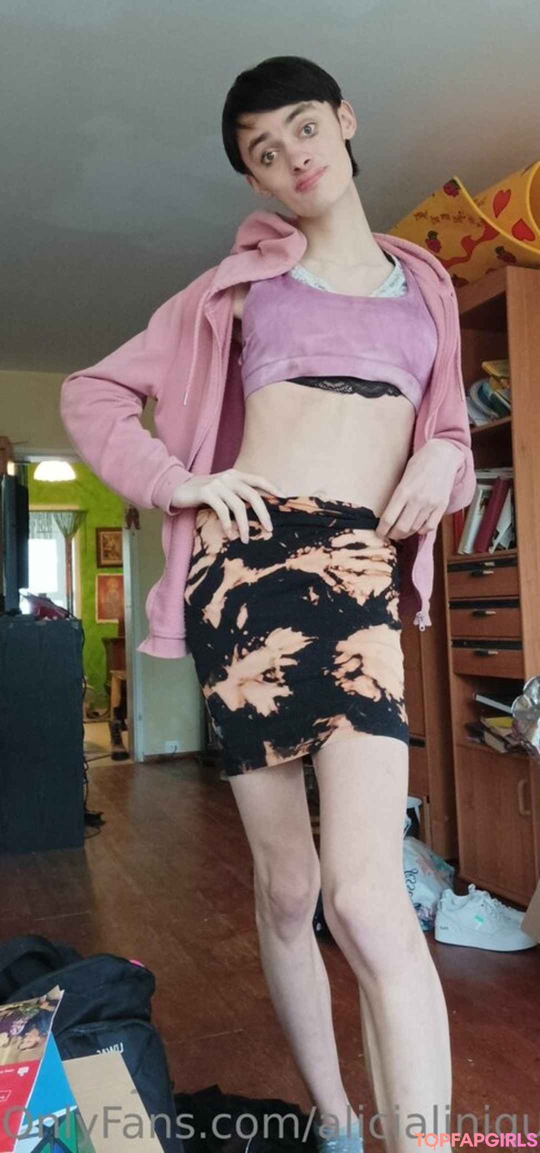 Naakte gelekte OnlyFans-foto van Alicialiniquinn #28 Naakte gelekte OnlyFans-foto van Alicialiniquinn #28