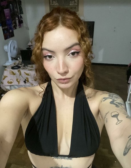 Naakte gelekte OnlyFans-foto van Chloe Parker