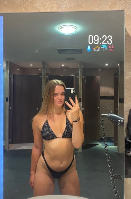 Naakte gelekte OnlyFans-foto van Lauren Lindsay