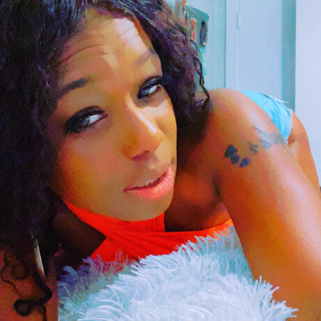 Naakte gelekte OnlyFans-foto van Miamor