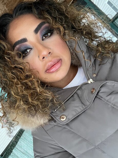 Naakte gelekte OnlyFans-foto van Fabiola Aguilera
