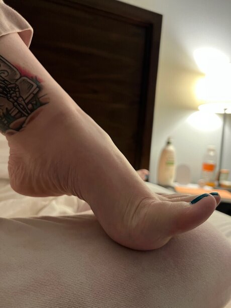 Naakte gelekte OnlyFans-foto van Ohtoes