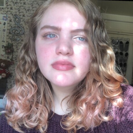 Naakte gelekte OnlyFans-foto van Alyssa