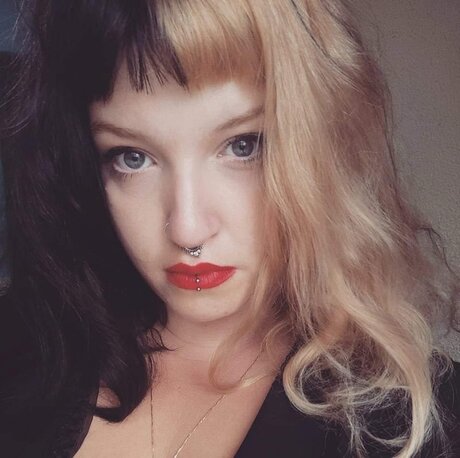 Naakte gelekte OnlyFans-foto van Marcela