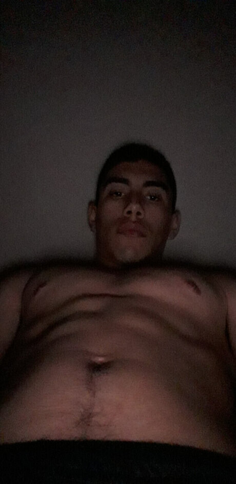 Naakte gelekte OnlyFans-foto van Gito