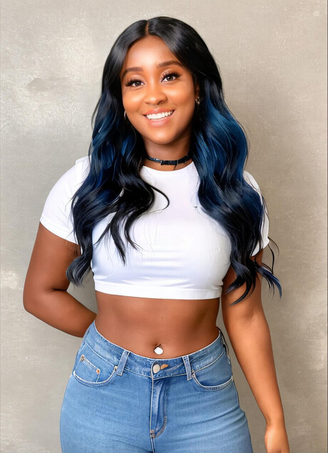 Naakte gelekte OnlyFans-foto van Ebony Rose