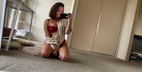 Naakte gelekte OnlyFans-foto van Martina