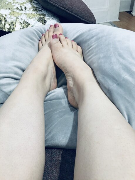 Naakte gelekte OnlyFans-foto van Anaria