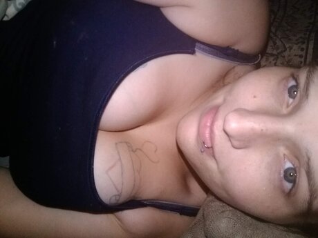 Naakte gelekte OnlyFans-foto van Daddygirl
