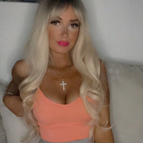 Naakte gelekte OnlyFans-foto van Missmills