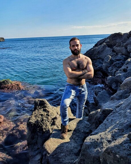Naakte gelekte OnlyFans-foto van Noctis