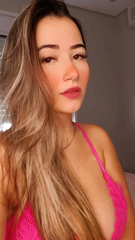 Naakte gelekte OnlyFans-foto van Tessa