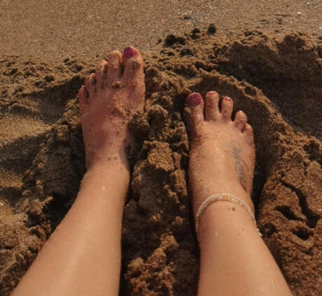 Naakte gelekte OnlyFans-foto van Feet Extacy