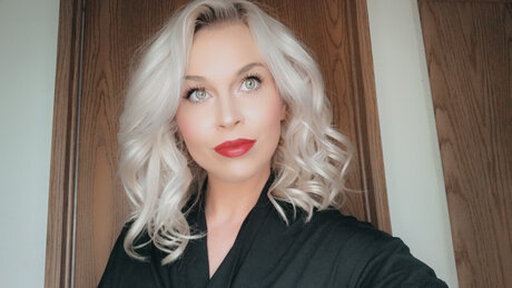 Naakte gelekte OnlyFans-foto van Freya