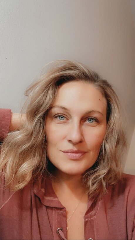 Naakte gelekte OnlyFans-foto van Bomshell