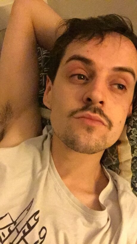 Naakte gelekte OnlyFans-foto van Machair