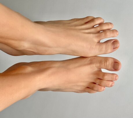 Naakte gelekte OnlyFans-foto van Twinkle Toes
