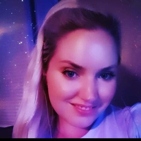 Naakte gelekte OnlyFans-foto van Princess Kimberely