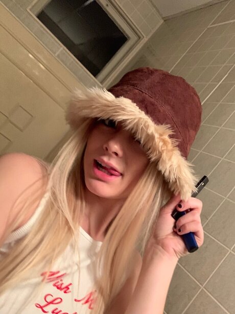 Naakte gelekte OnlyFans-foto van Bean