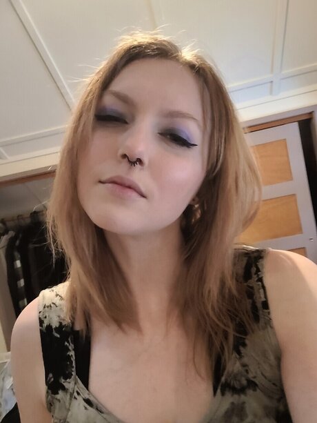 Naakte gelekte OnlyFans-foto van Icedteaaaa