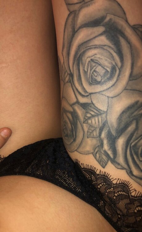 Naakte gelekte OnlyFans-foto van Alina2002