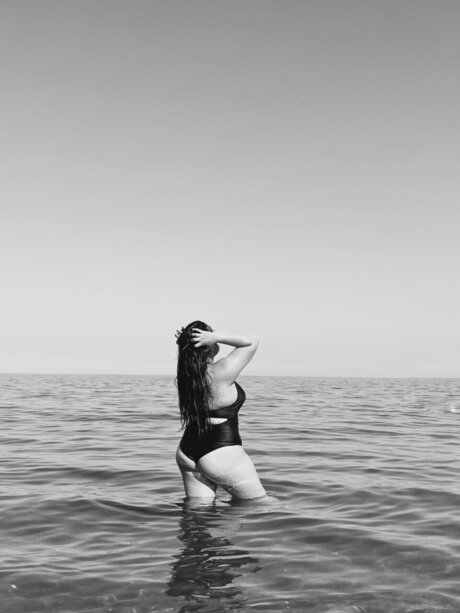 Naakte gelekte OnlyFans-foto van Morgan