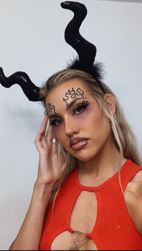 Naakte gelekte OnlyFans-foto van Anastasia