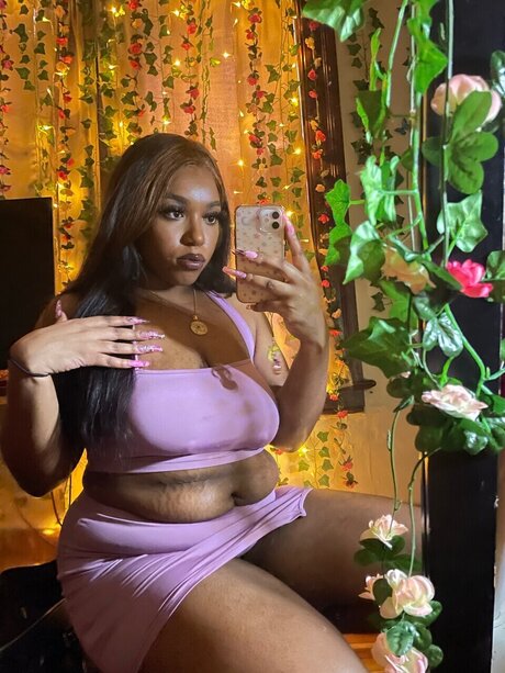 Naakte gelekte OnlyFans-foto van Bunny