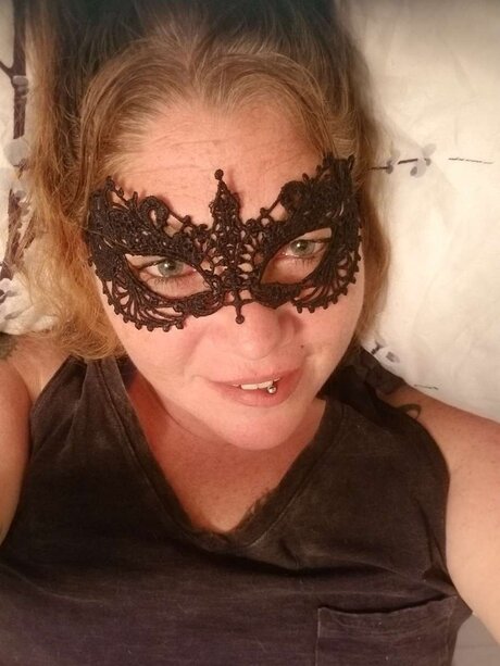 Naakte gelekte OnlyFans-foto van Miss Peaches