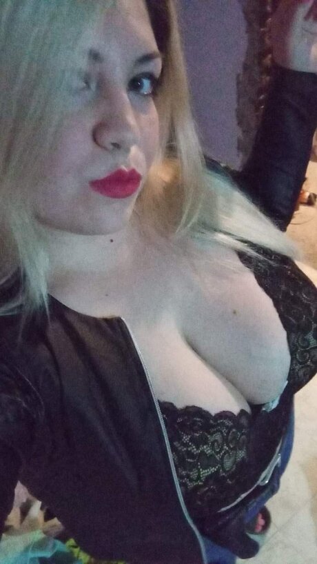 Naakte gelekte OnlyFans-foto van Ayefgh