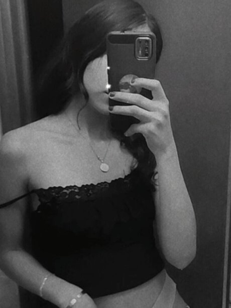 Naakte gelekte OnlyFans-foto van Brittany