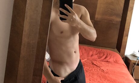 Naakte gelekte OnlyFans-foto van Alex