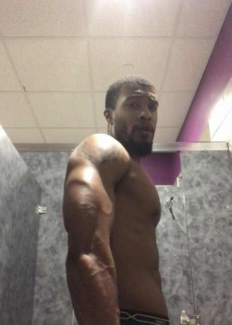 Naakte gelekte OnlyFans-foto van Jaden Jackson
