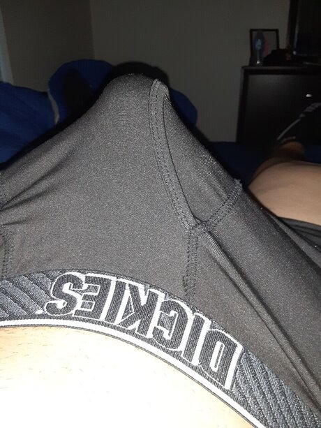 Naakte gelekte OnlyFans-foto van Skol28