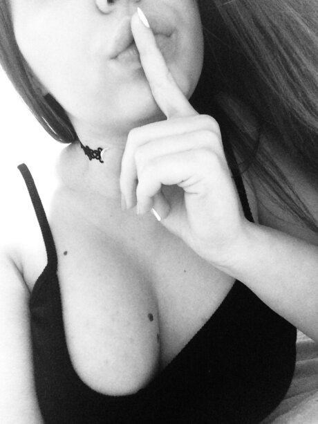 Naakte gelekte OnlyFans-foto van Gabriela