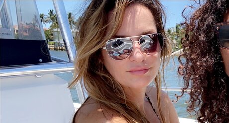 Naakte gelekte OnlyFans-foto van Heather