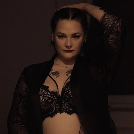 Naakte gelekte OnlyFans-foto van Nachachana