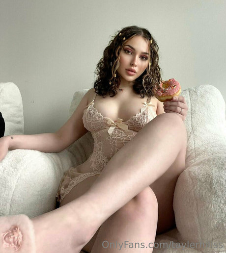 Tayler Hills