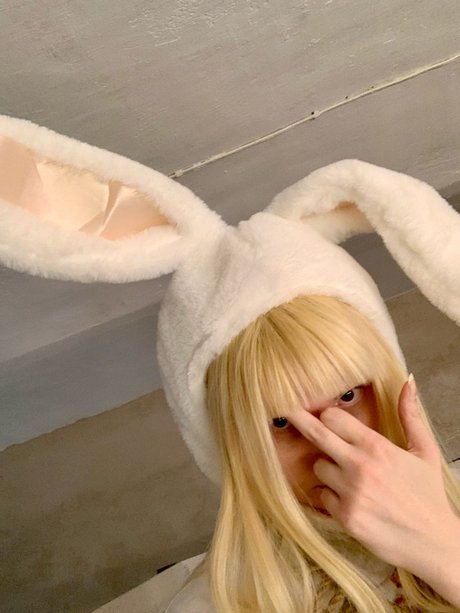 Naakte gelekte OnlyFans-foto van Aorta