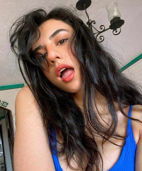 Naakte gelekte OnlyFans-foto van Mars Aguirre