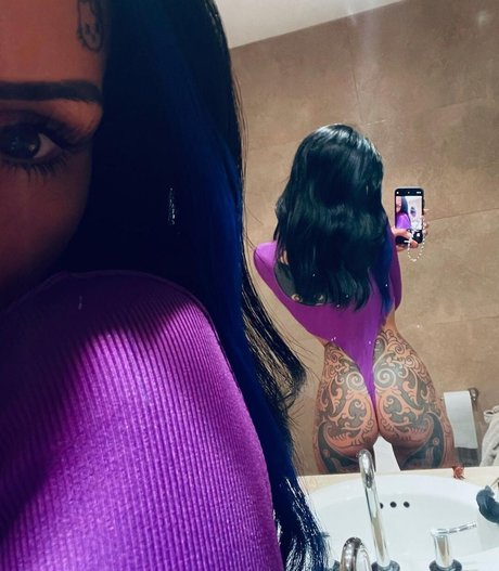 Naakte gelekte OnlyFans-foto van Candelaria Tinelli