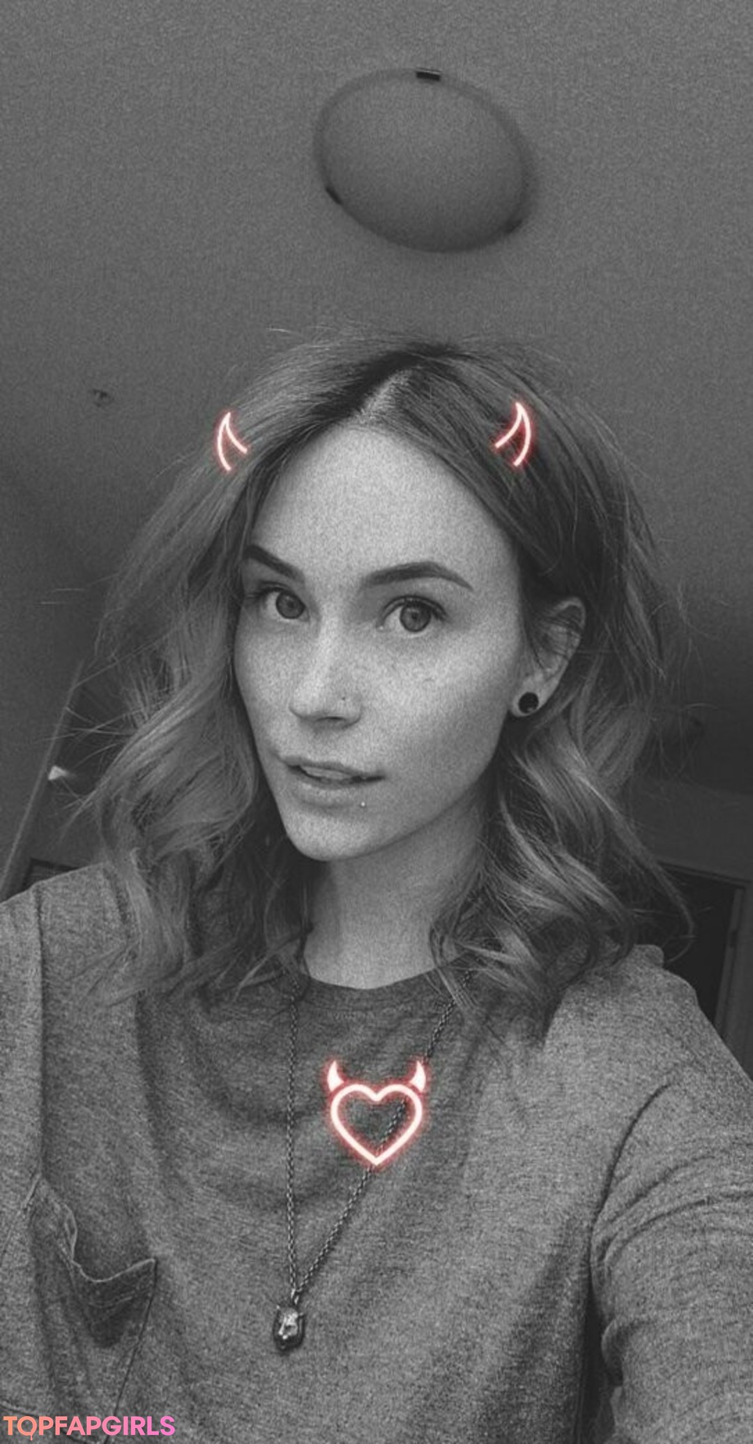 Naakte gelekte OnlyFans-foto van Catziilla #1357