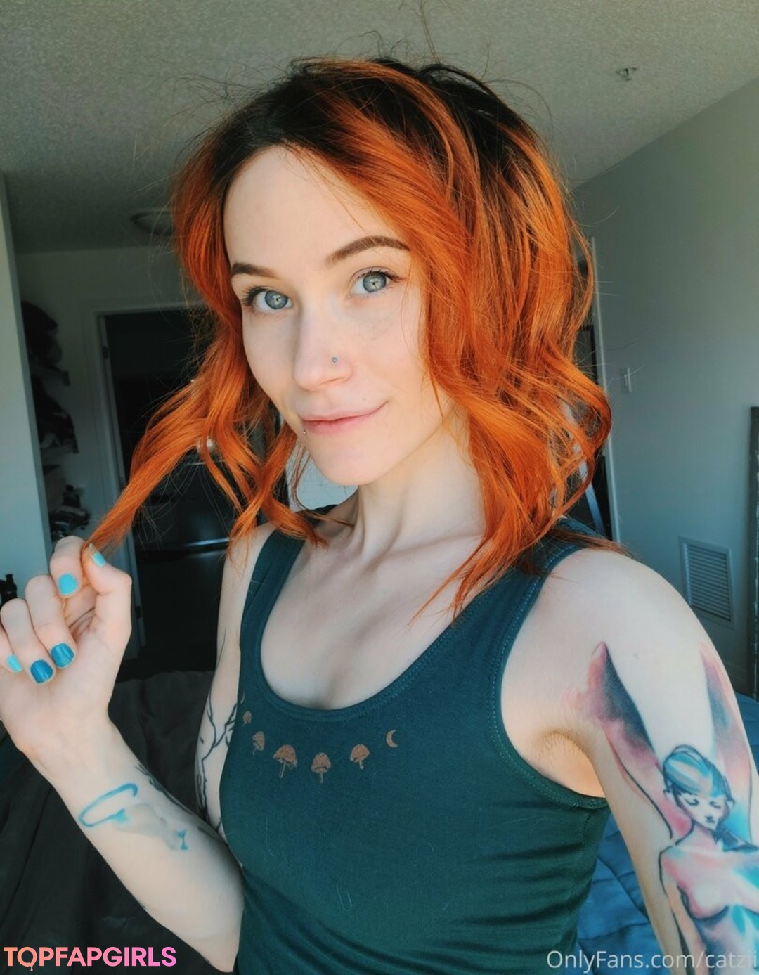 Naakte gelekte OnlyFans-foto van Catziilla #1411