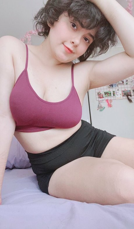Naakte gelekte OnlyFans-foto van Lucillexs