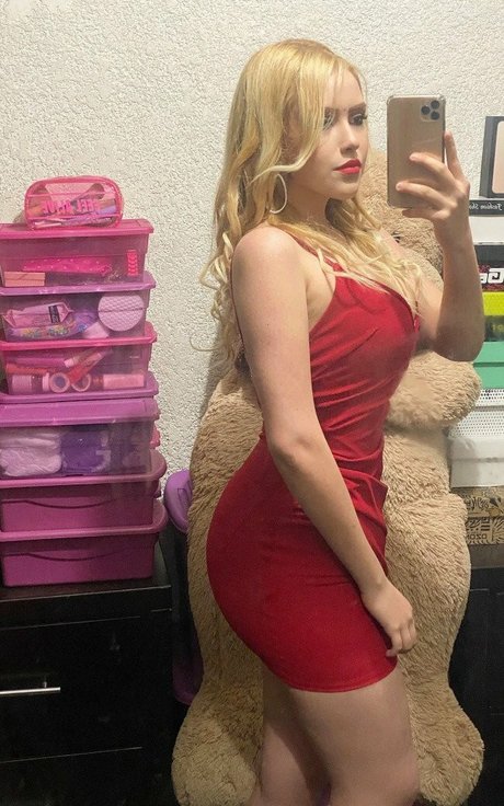 Stephanie scarleth