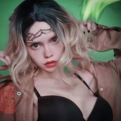Naakte gelekte OnlyFans-foto van Softkotton