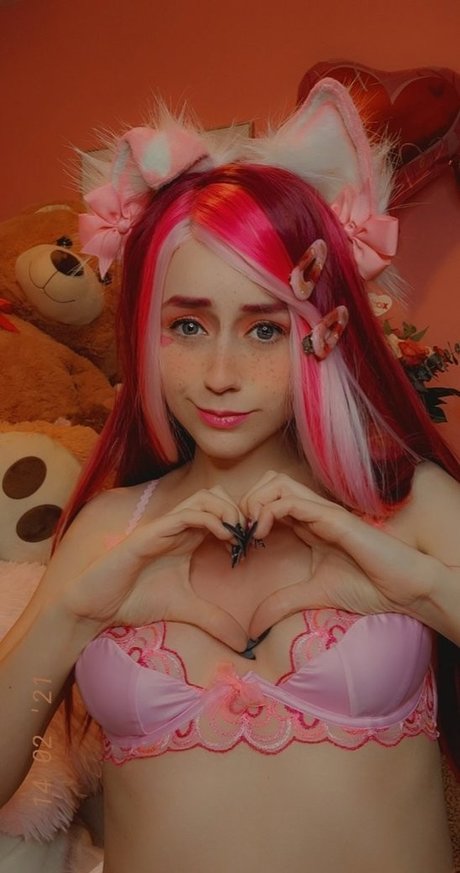 Naakte gelekte OnlyFans-foto van Katietriggersme