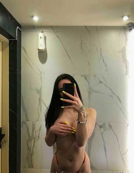 Naakte gelekte OnlyFans-foto van Katekettyy