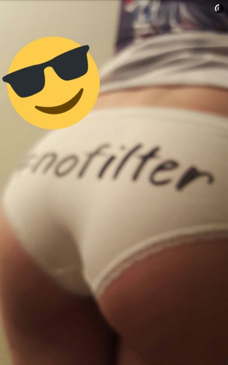 Naakte gelekte OnlyFans-foto van Kawaii Kelly
